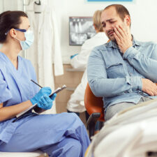 Handling Dental Emergencies: Tips from Emergency Dentists